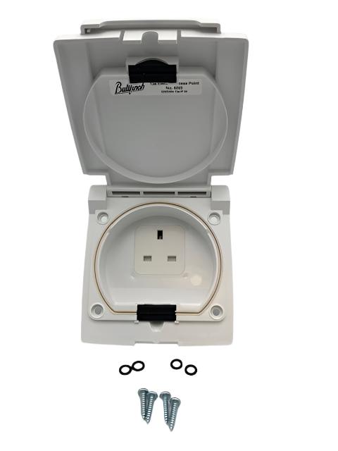 Bullfinch - 13 Amp Electric External Socket - White - 6093