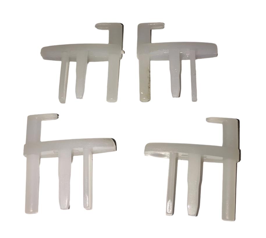 Seitz Flyscreen/ Blind End Clips -2 Pairs, 2 L/H and 2 R/H - SP420PR Dometic