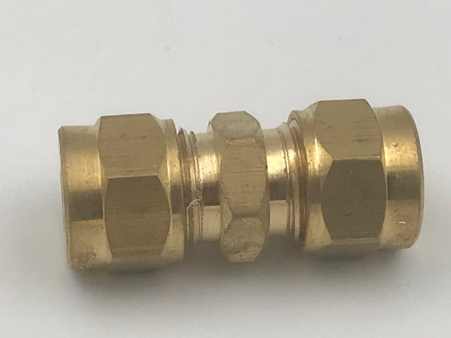 LPG Gas Straight Connector =Brass- 1/4" - 1043 - Caratech Caravan Parts