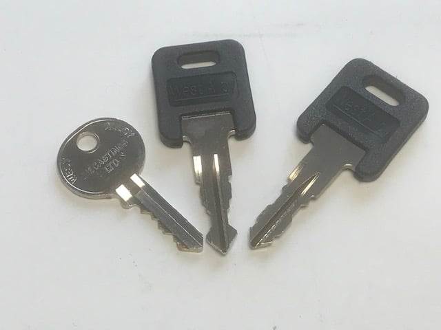 WD or MC  Door Keys- Many Numbers are Available . - Caratech Caravan Parts
