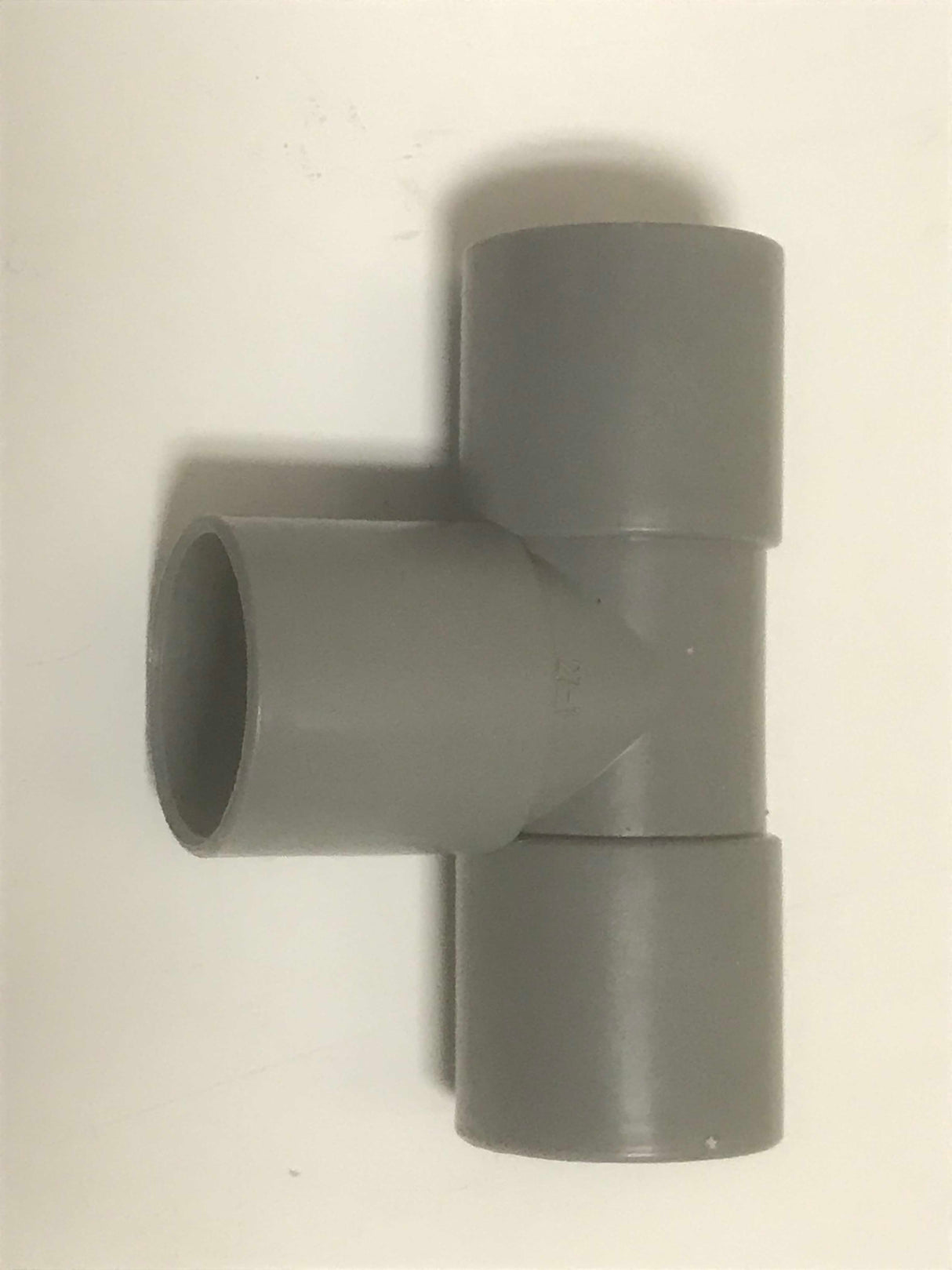 Waste Pipe 28 mm Tee Connection - 81327 - Caratech Caravan Parts
